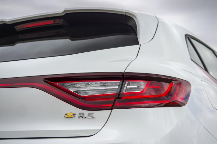 Детали экстерьера Renault Megane R.S. Trophy-R 2019 года  (UK) (фото 36 из 46)